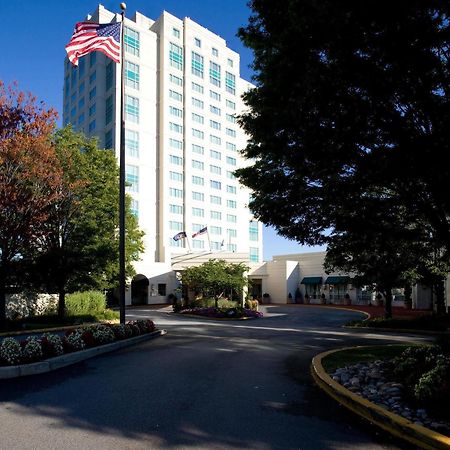 Отель Marriott Philadelphia West West Conshohocken Экстерьер фото